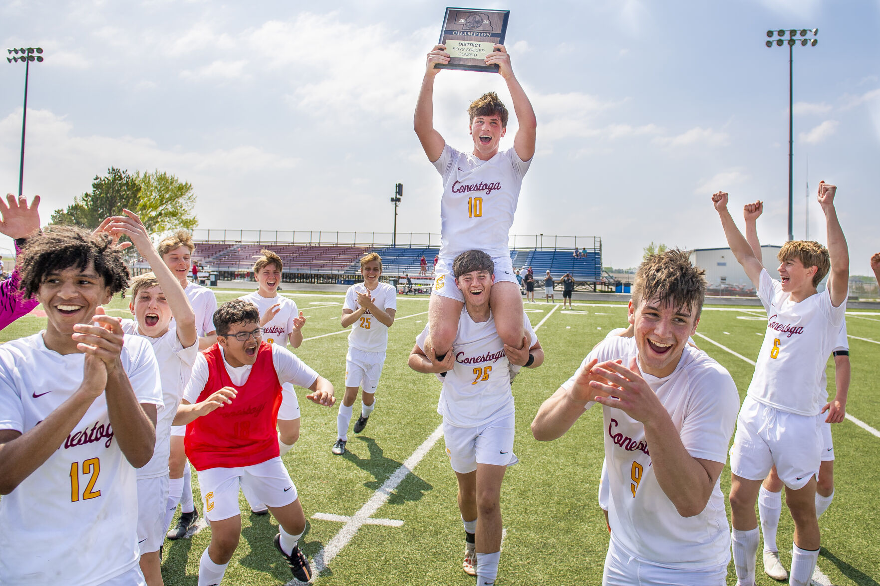 Top Journal Star photos for May